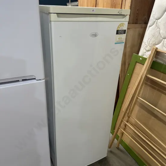 Vertical freezer