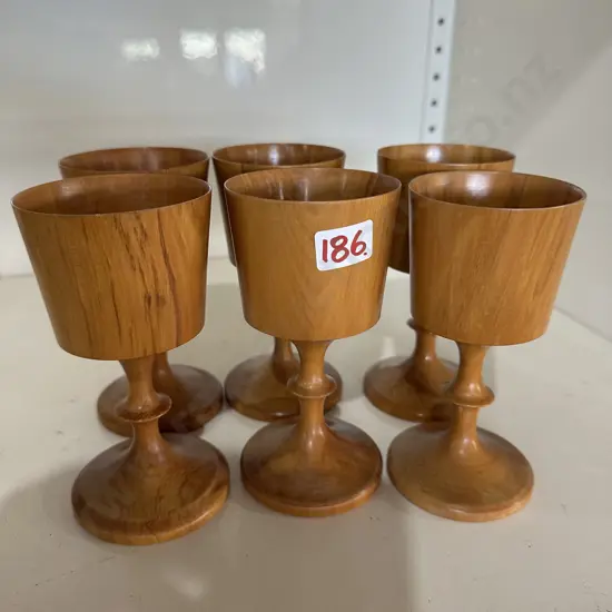Set 6 wooden goblets
