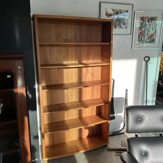 Rimu bookshelf 1800mmx985mm