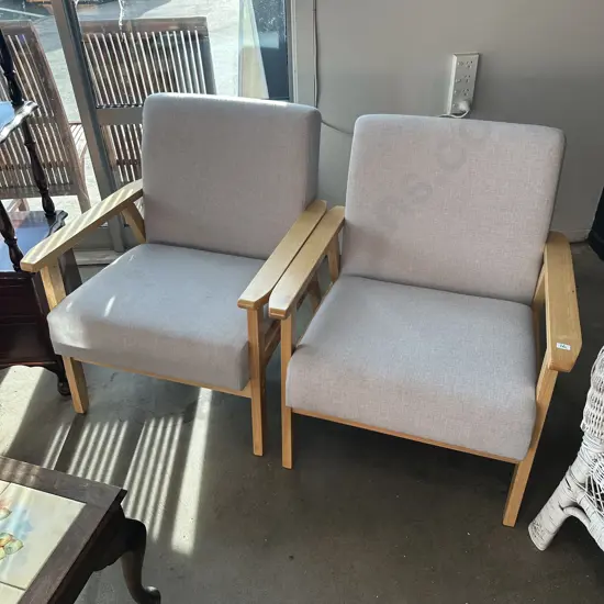 Pair arm chairs