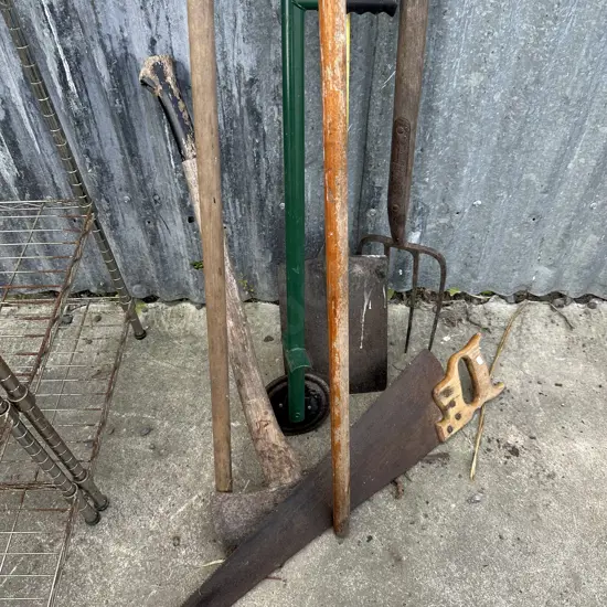 garden tools