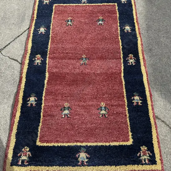 Persian rug 1500 x 900