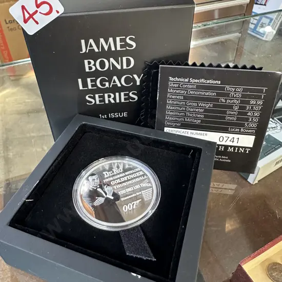 1oz James Bond Silver coin. Perth Mint