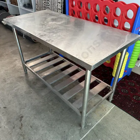 Stainless steel kitchen island 1500 x 700 mm (needs a tidy up, has some surface rust)