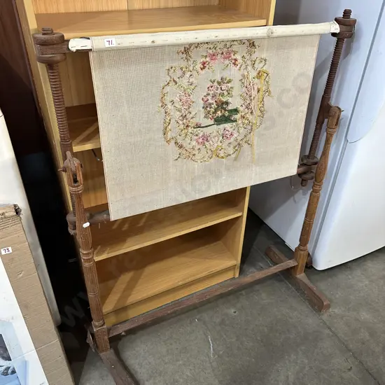 Tapestry stand