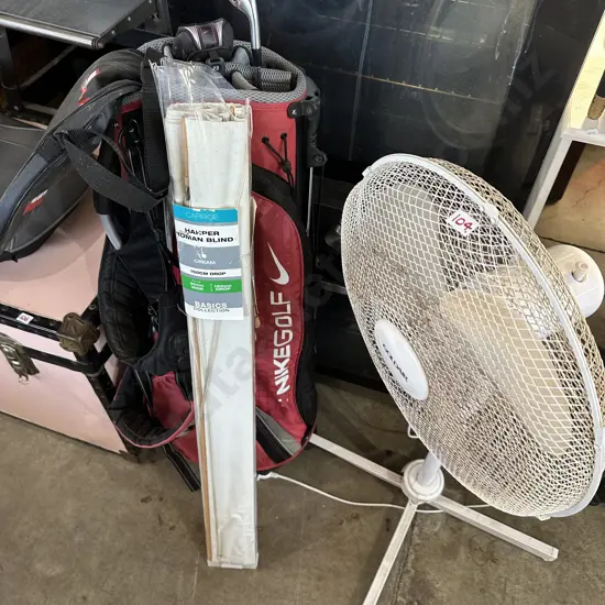 golf bag, fan, blind