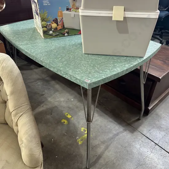 retro kitchen tables (thumb nail damage on the top)