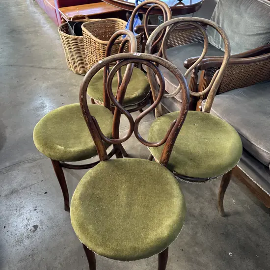 4 bentwood chairs