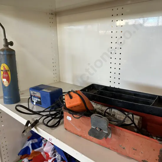 battery charge, toolbox and primus