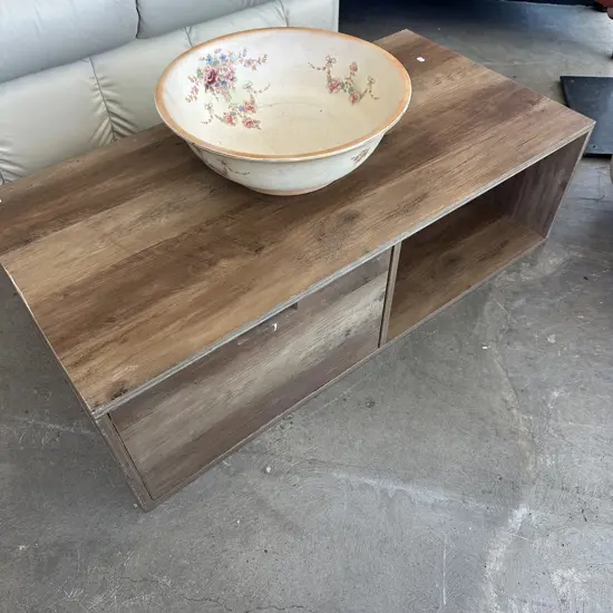 Bowl & coffee table (less the legs)