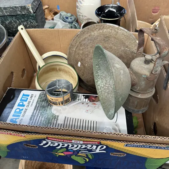 Box collectables etc