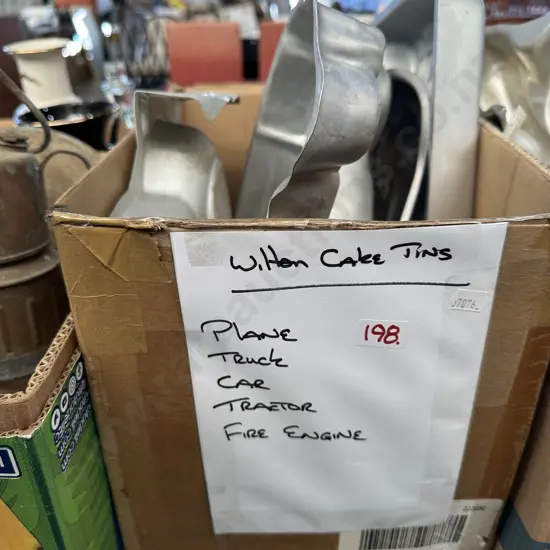 Wilton cake tins