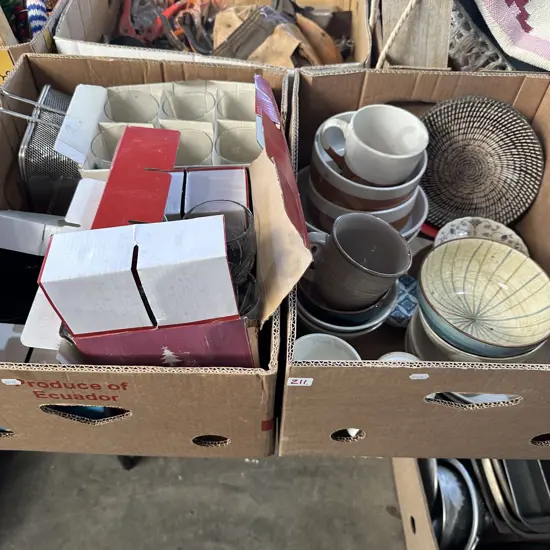 2 Boxes,plates,cups and glasses