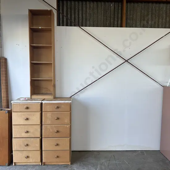 very average garage drawers, shelf and 3 chairs