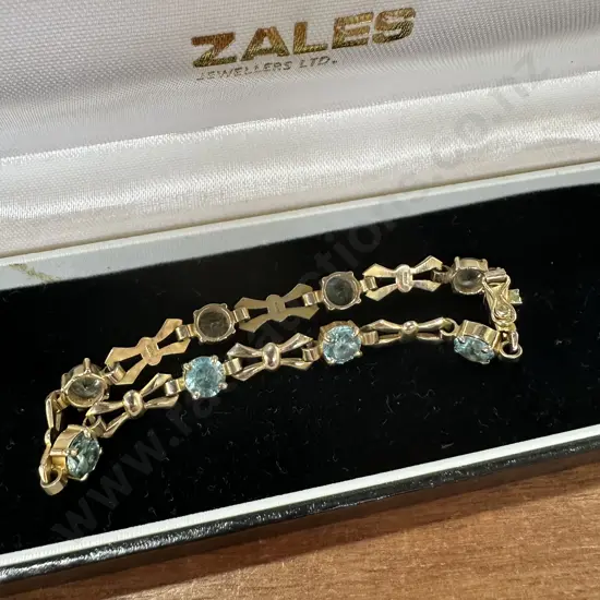 9kt gold Topaz vintage  bracelet by C&F Hallmarked and stamped