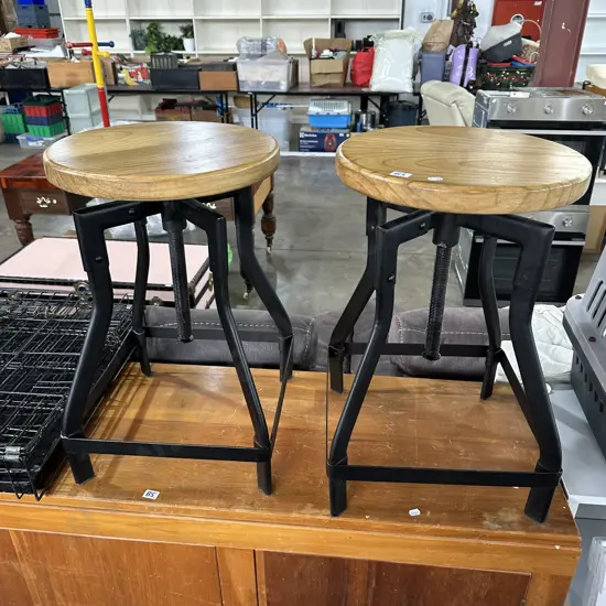 pr metal/wood stools