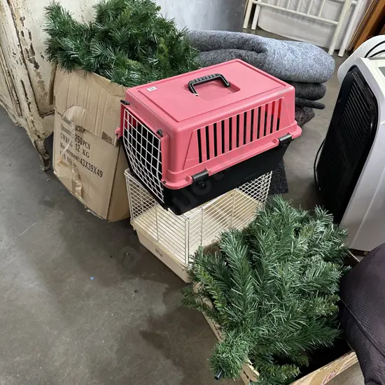 pet cages, xmas tree