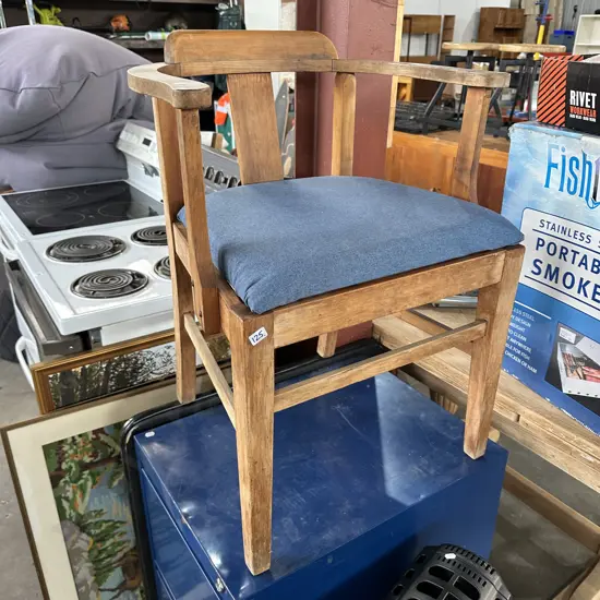 colonial office chair