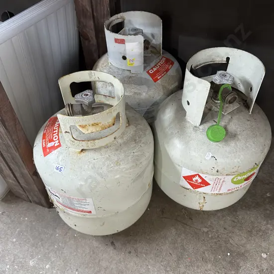 3 gas bottles