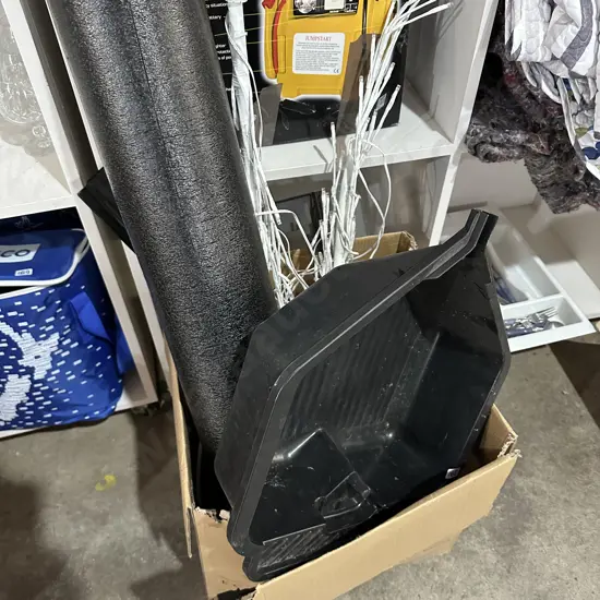 oil changer, decorations and roller etc