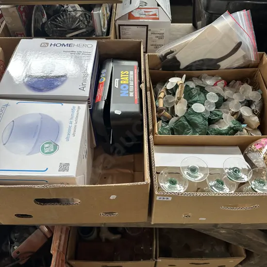 2x Humidifiers,rat station etc