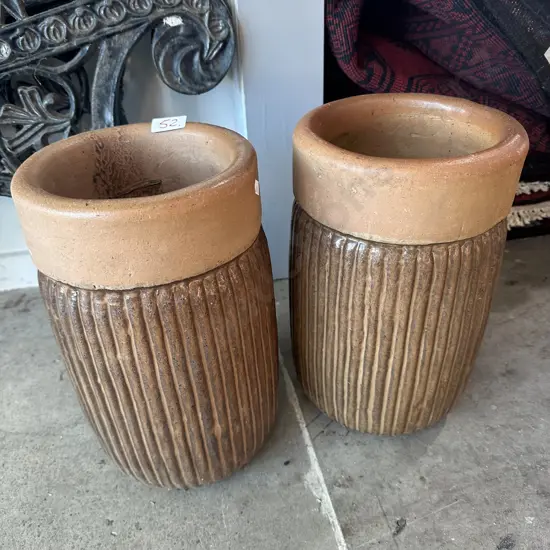 Pr unusual terracotta planters 33cm