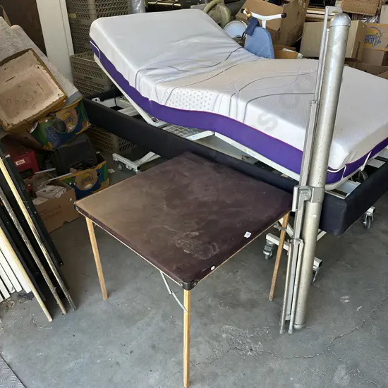 card table and screen