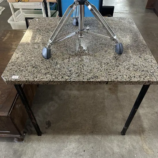granite top table 770 x 850