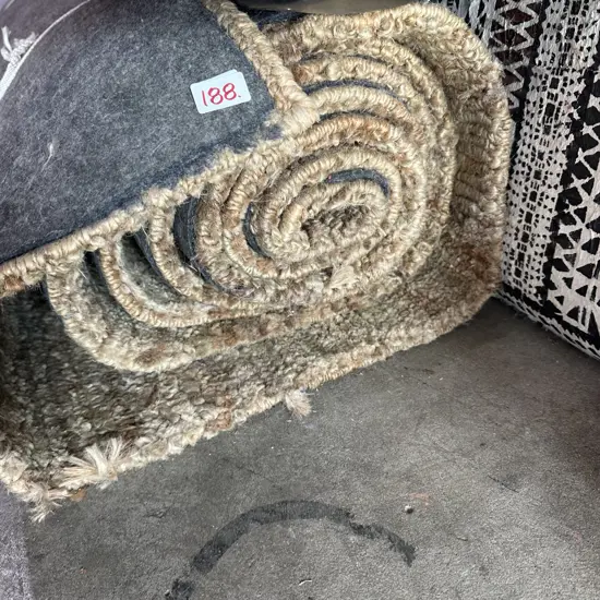 Large Sisal rug 4.4m x 4.8m excellent condition, felted underneath