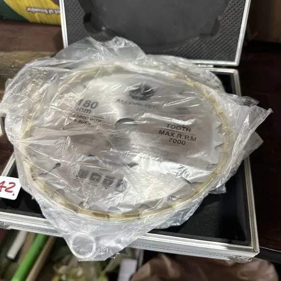 4 new 180mm saw blades
