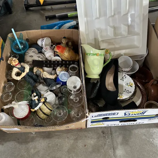 2 box inc Carlton ware jug