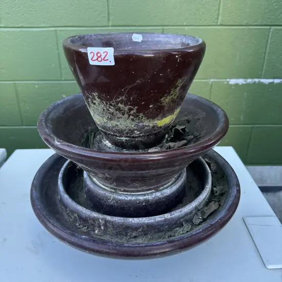 1 insulator  - good for Tui feeder