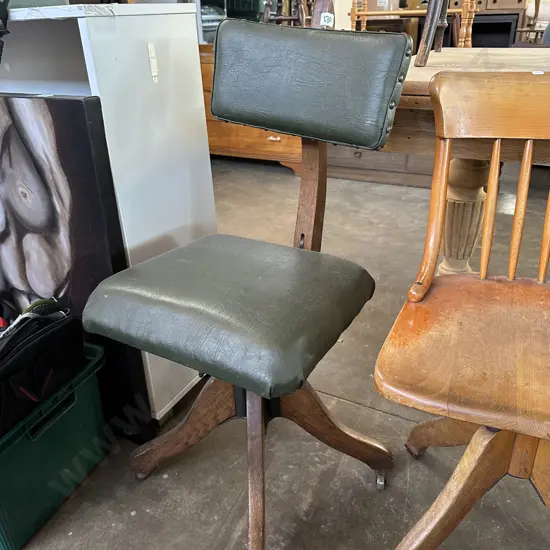 Antique office chair that belonged to famous boxer Geoffrey Watchorn