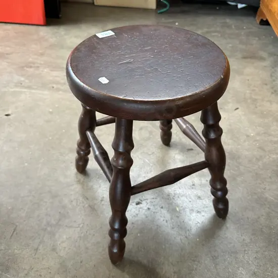Pine stool