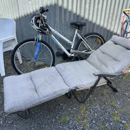bike and lounger