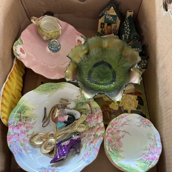 Carnival glass, Royal winton etc