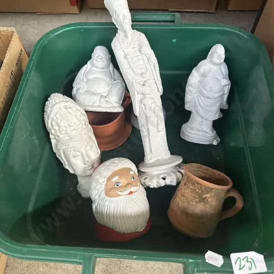 Concrete garden figures