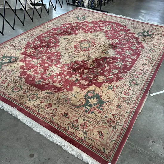 Large decorative rug 3330 x 2500 (has some wear)