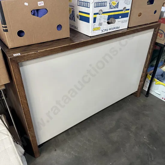 Oak counter/hall table