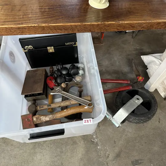 jockey wheel and tools etc