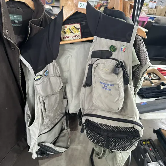 Scierra fishing jacket size L