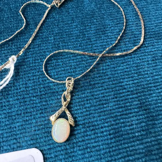 Canada Sterling 925 necklace & Opal pendant