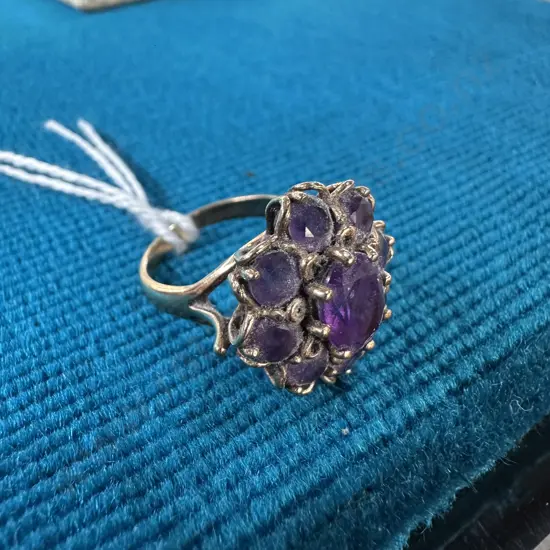 Vintage 9 stone Amythist cluster ring stamped 375 & markers logo