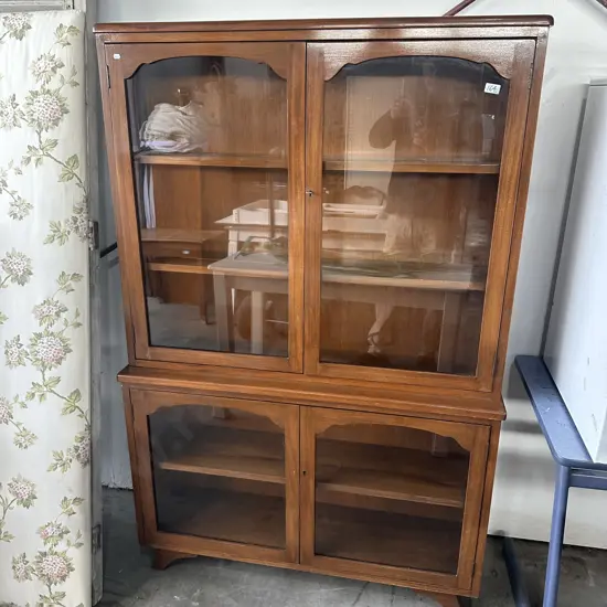 Display cabinet