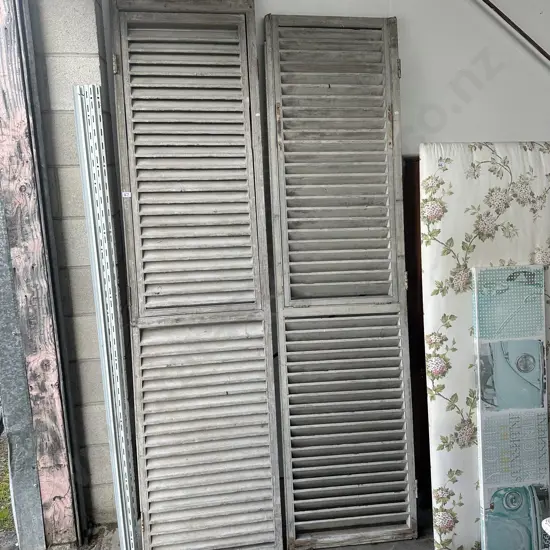 Pr vintage shutters
