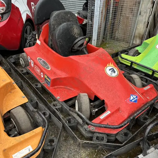 Fantasyland go cart  working - Red