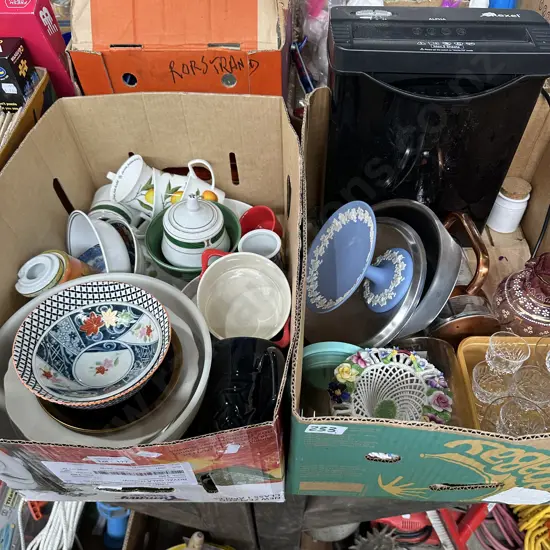 2 Boxes crystal,wedgwood,shreader etc