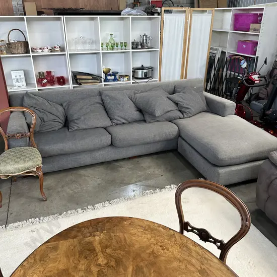 Corner Lounge suite, feather pillows (sun damage)