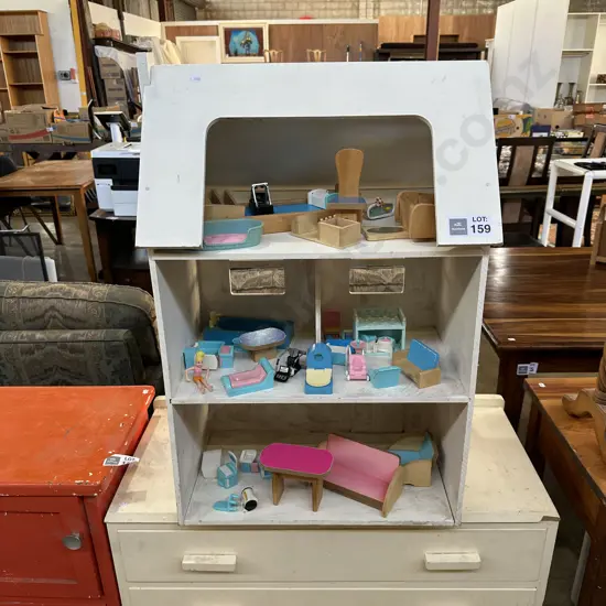 Dolls house and contents