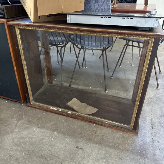 Display case ex Napier Museum (Bora treated)